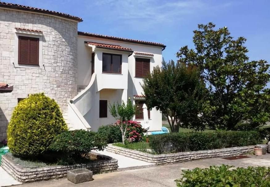 Apartmani Tara Medulin Exterior foto