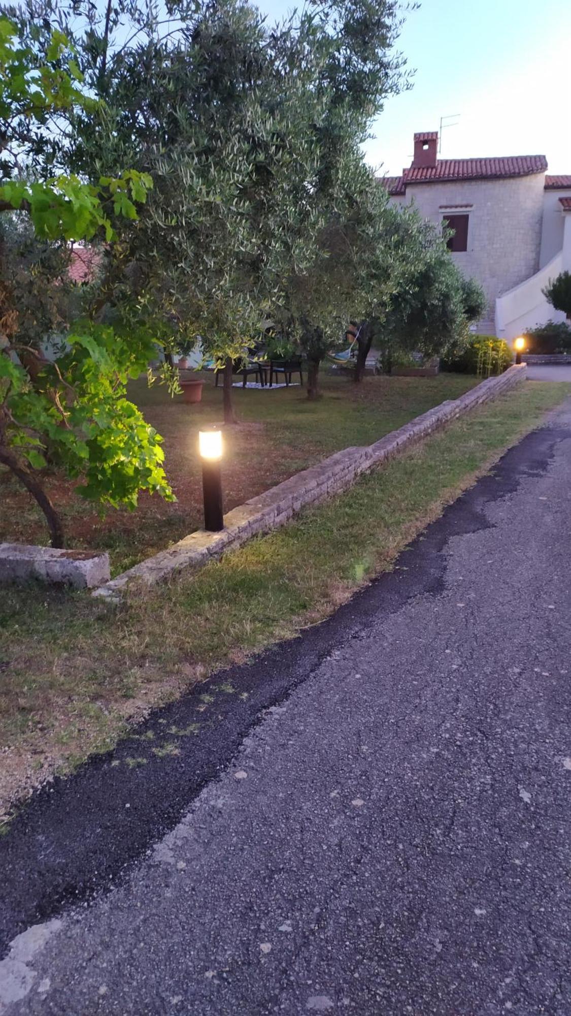 Apartmani Tara Medulin Exterior foto